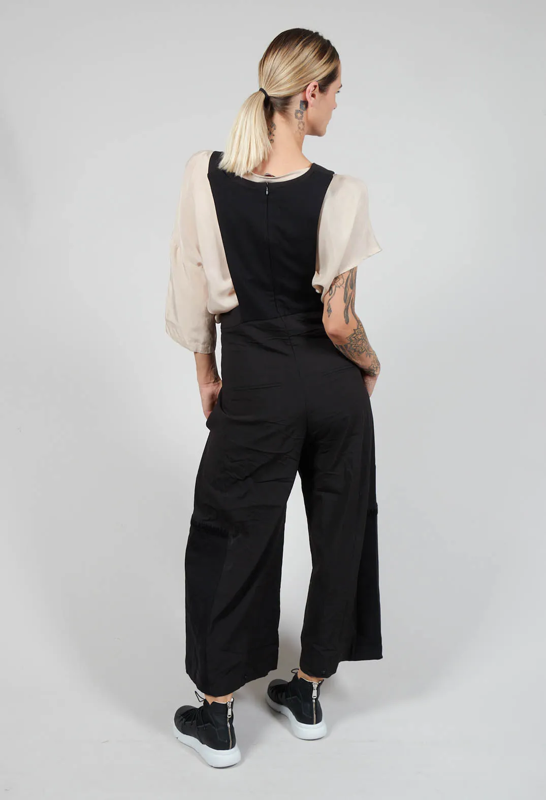 Asymmetric Top in Cipria