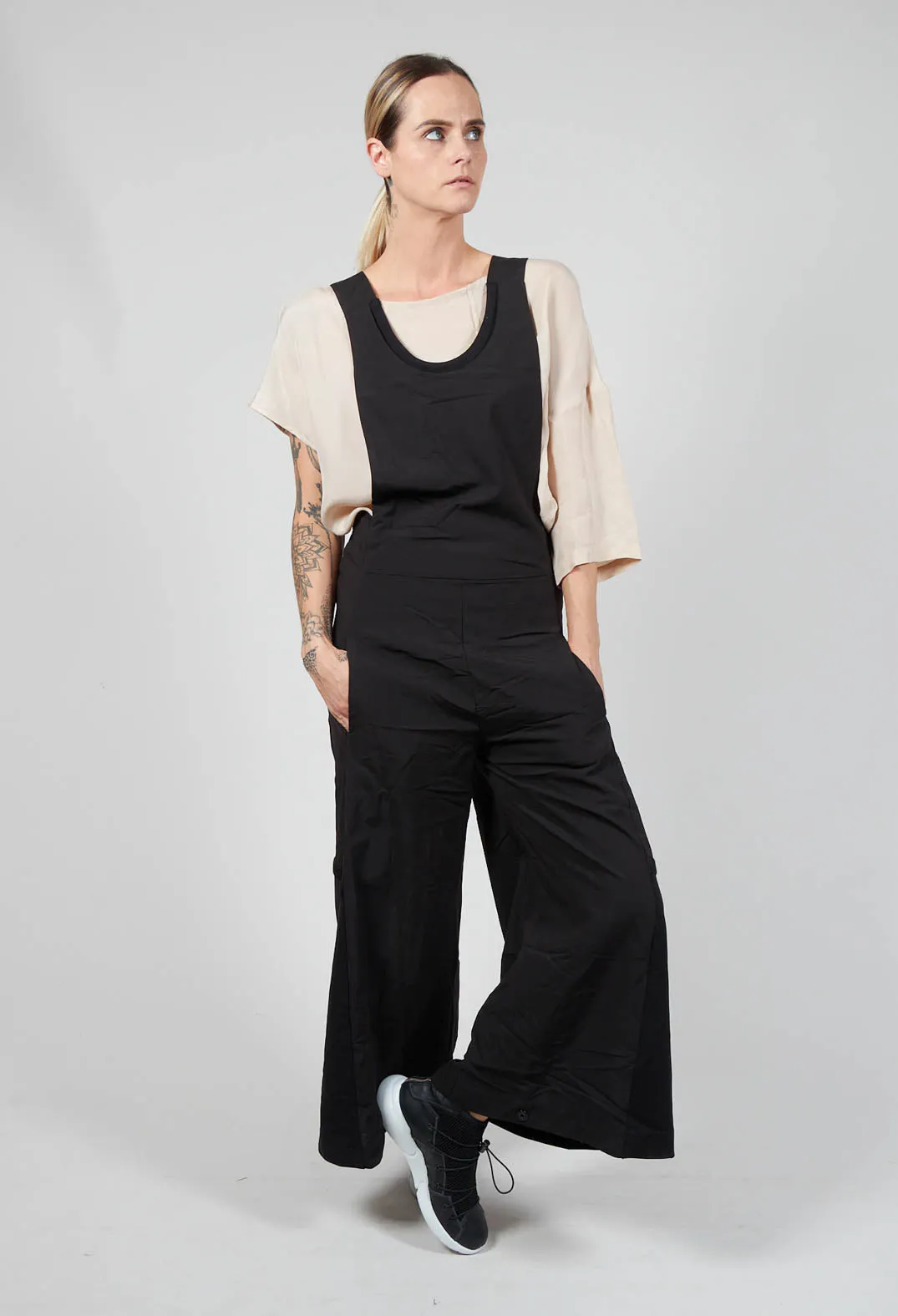Asymmetric Top in Cipria