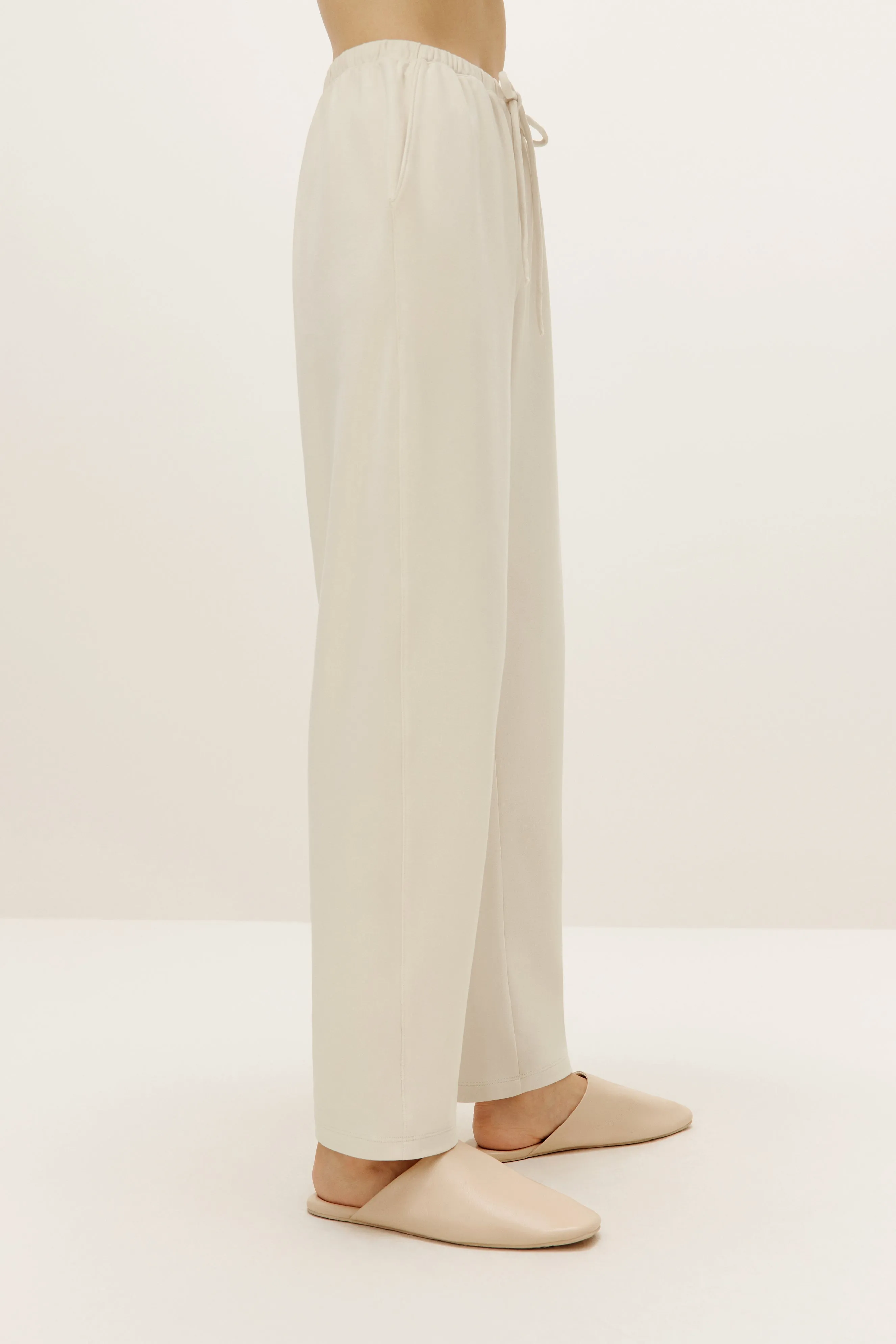 Boundless Soft Tapered Pants