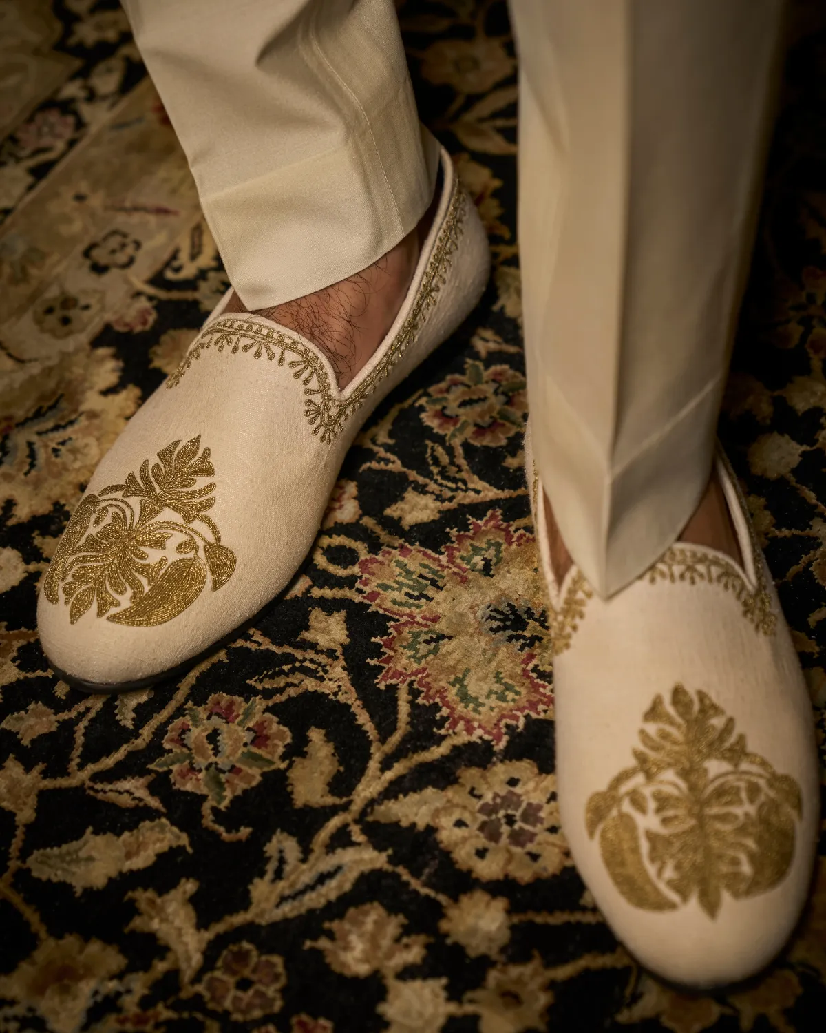 Cream Zari Sherwani Set