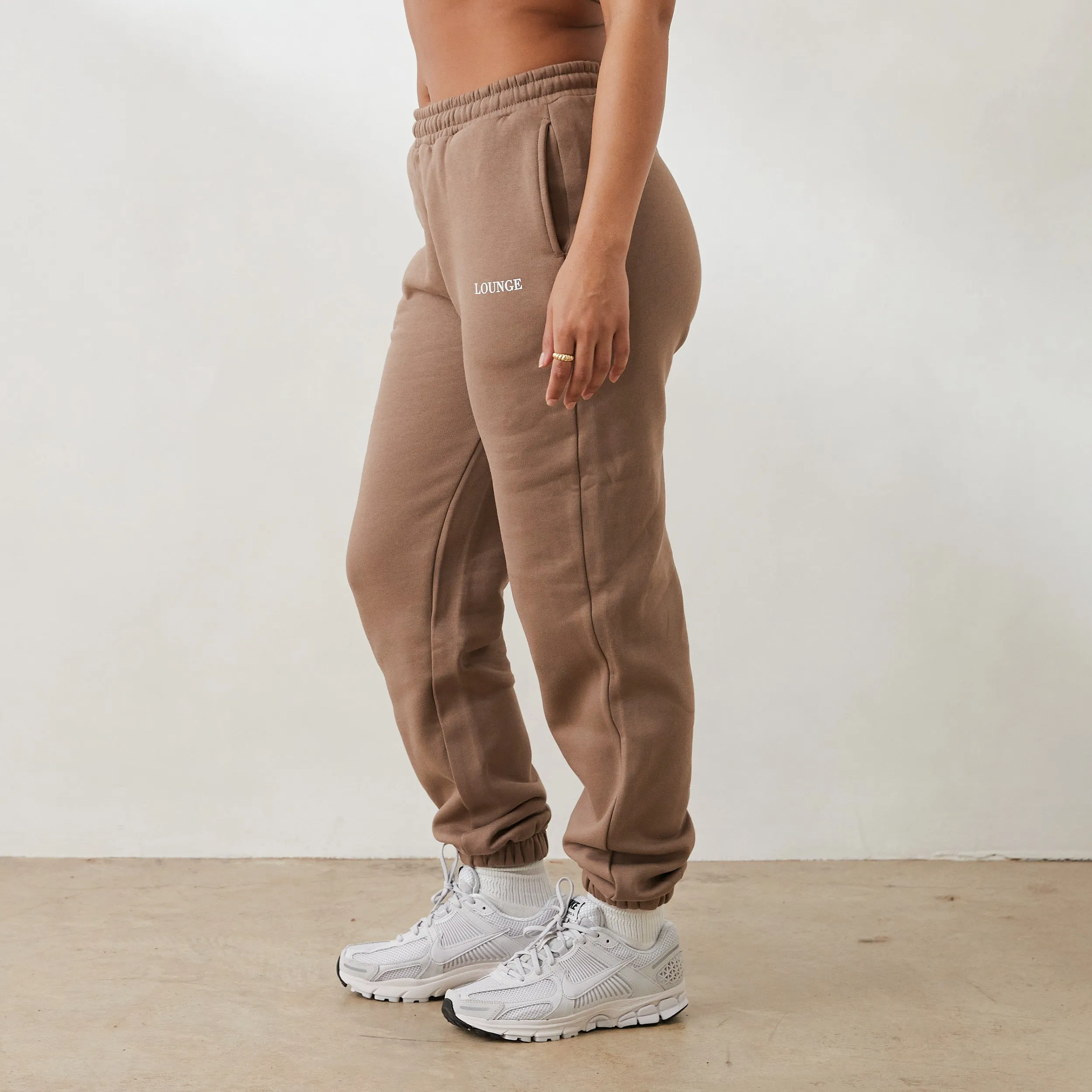 Essential Sweatpants - Coffee