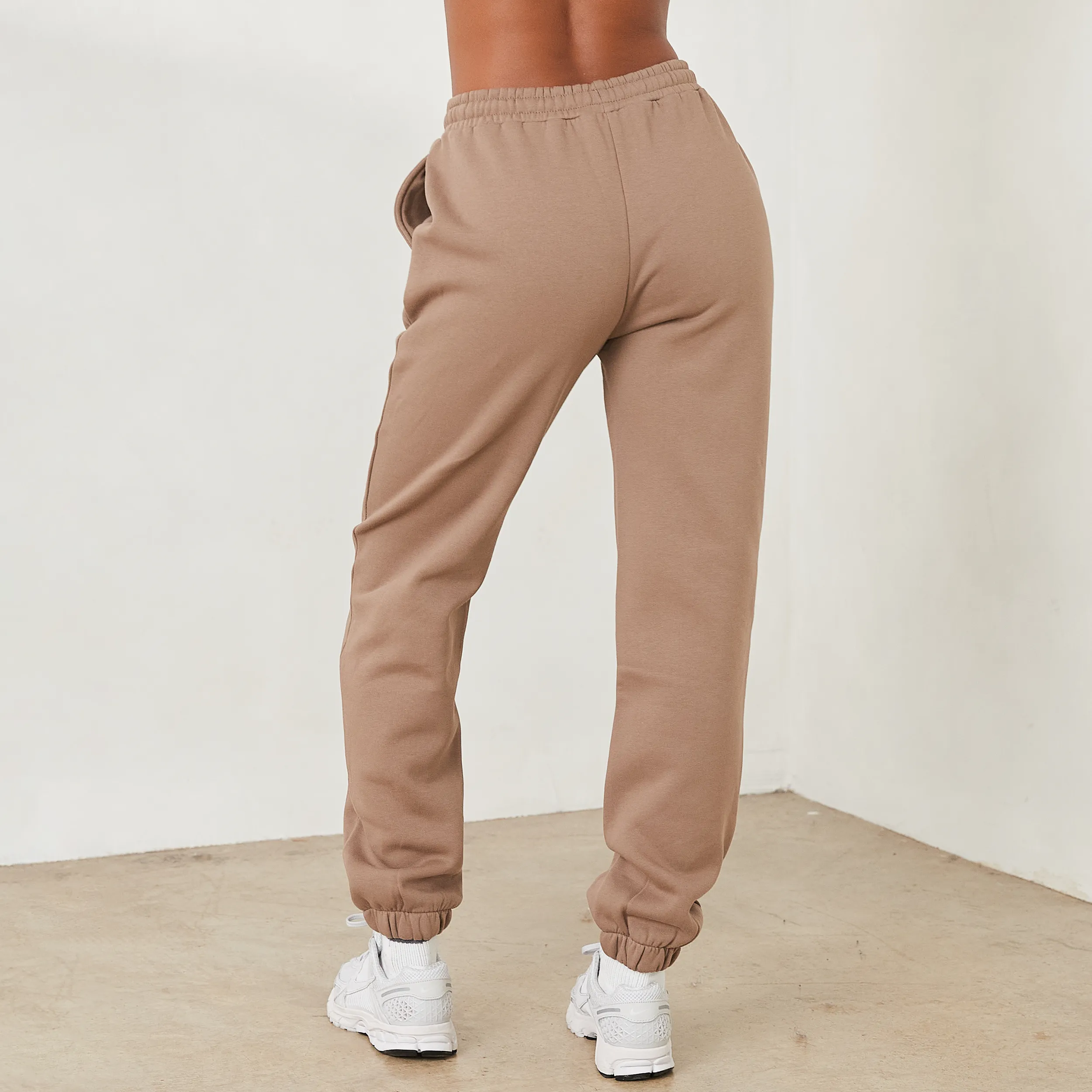 Essential Sweatpants - Coffee