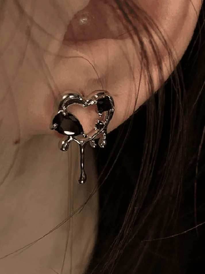 Hollow Out Heart Pattern Earring