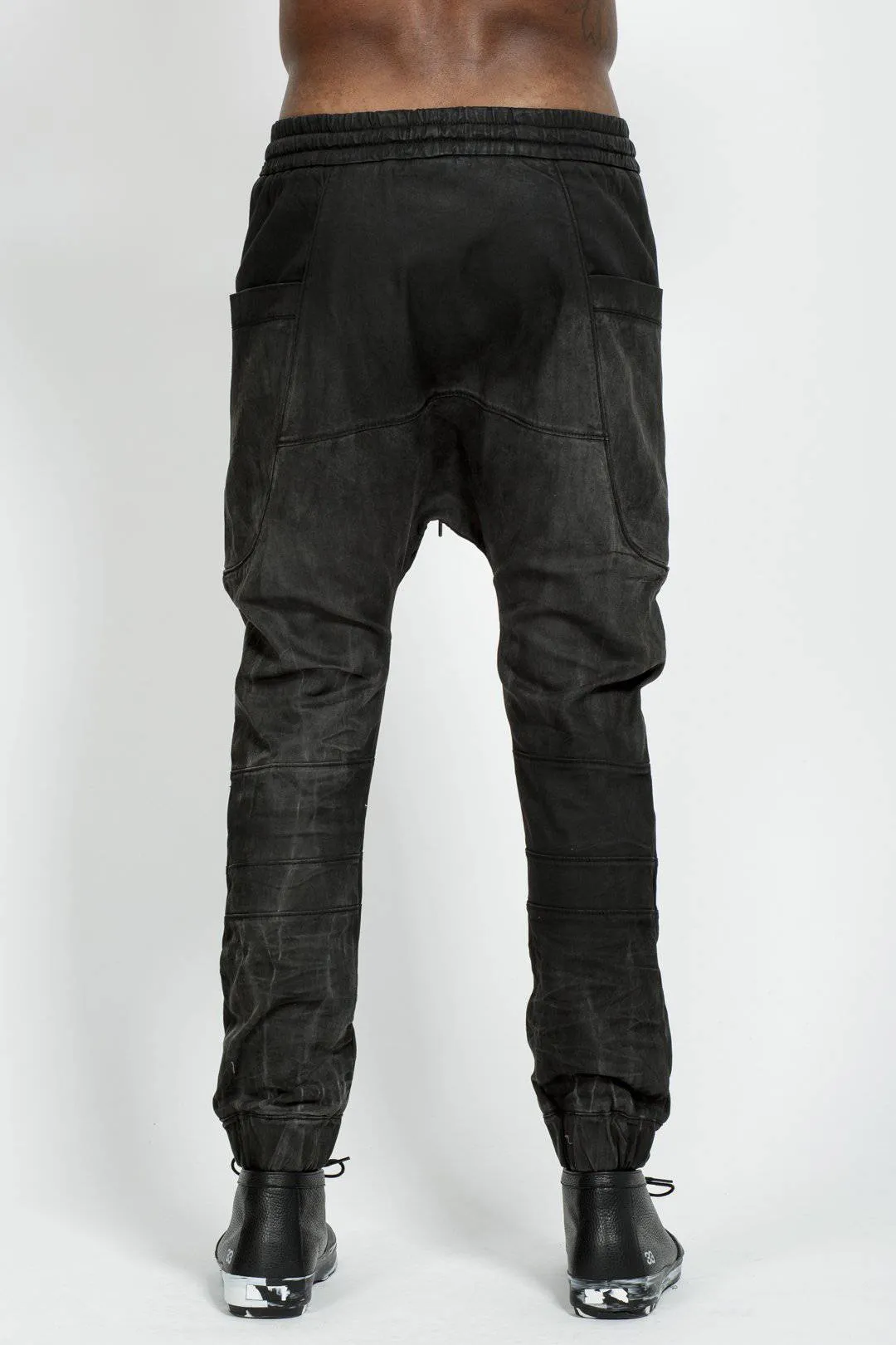 Konus Men's Drop Crotch Sweatpants in Black