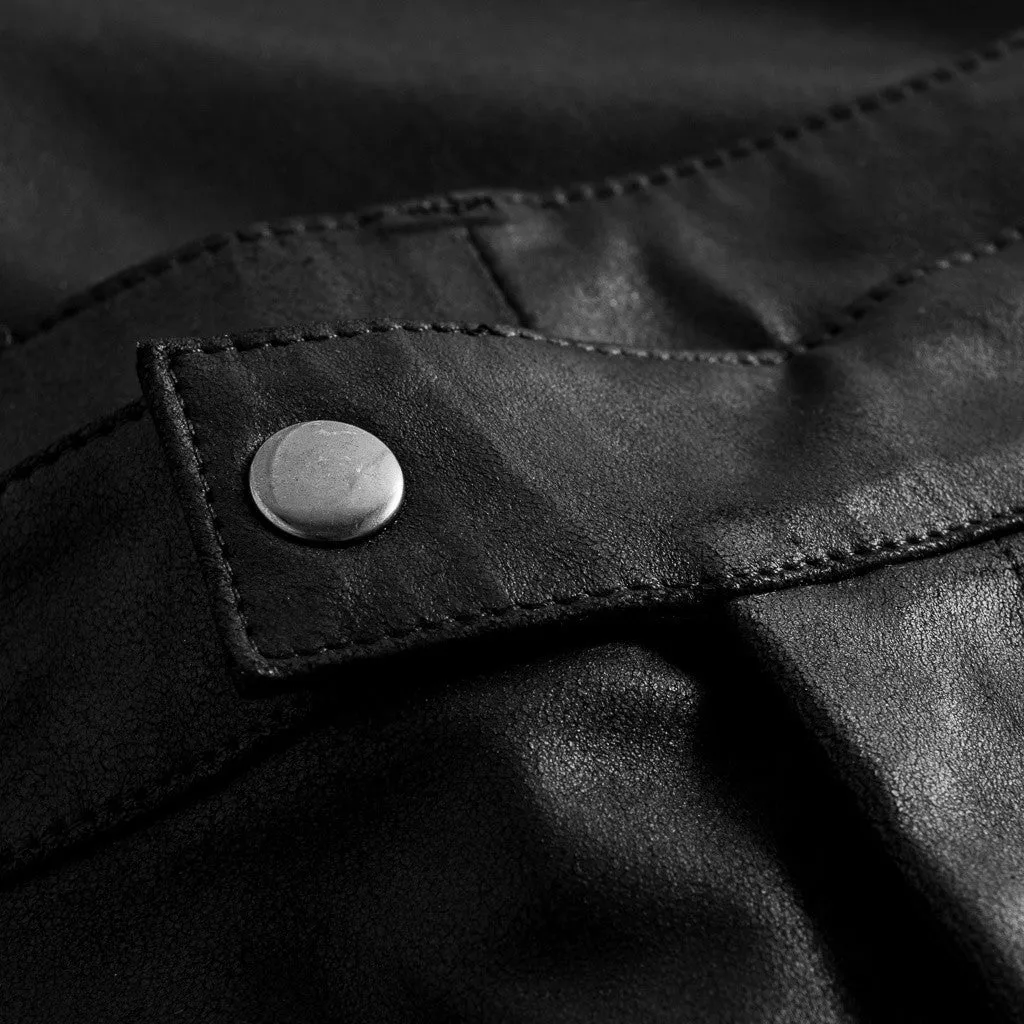 Leather pants with stretch and flare effect / 50226 - Black (Nero)