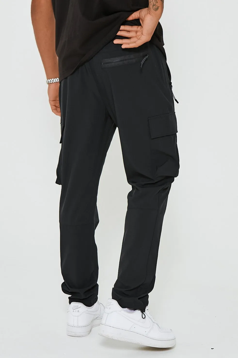 Linton Street Tapered Cargo Woven Pants - Black