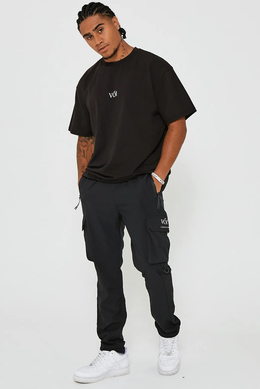 Linton Street Tapered Cargo Woven Pants - Black