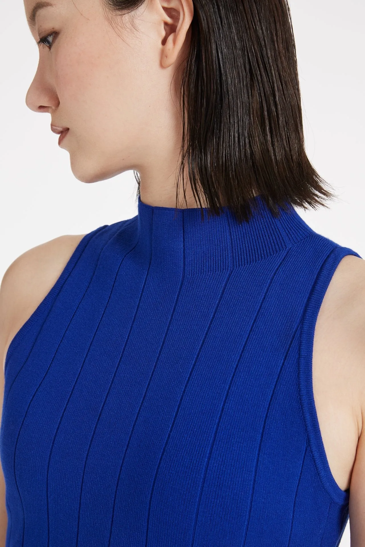Ribbed Scallop Top