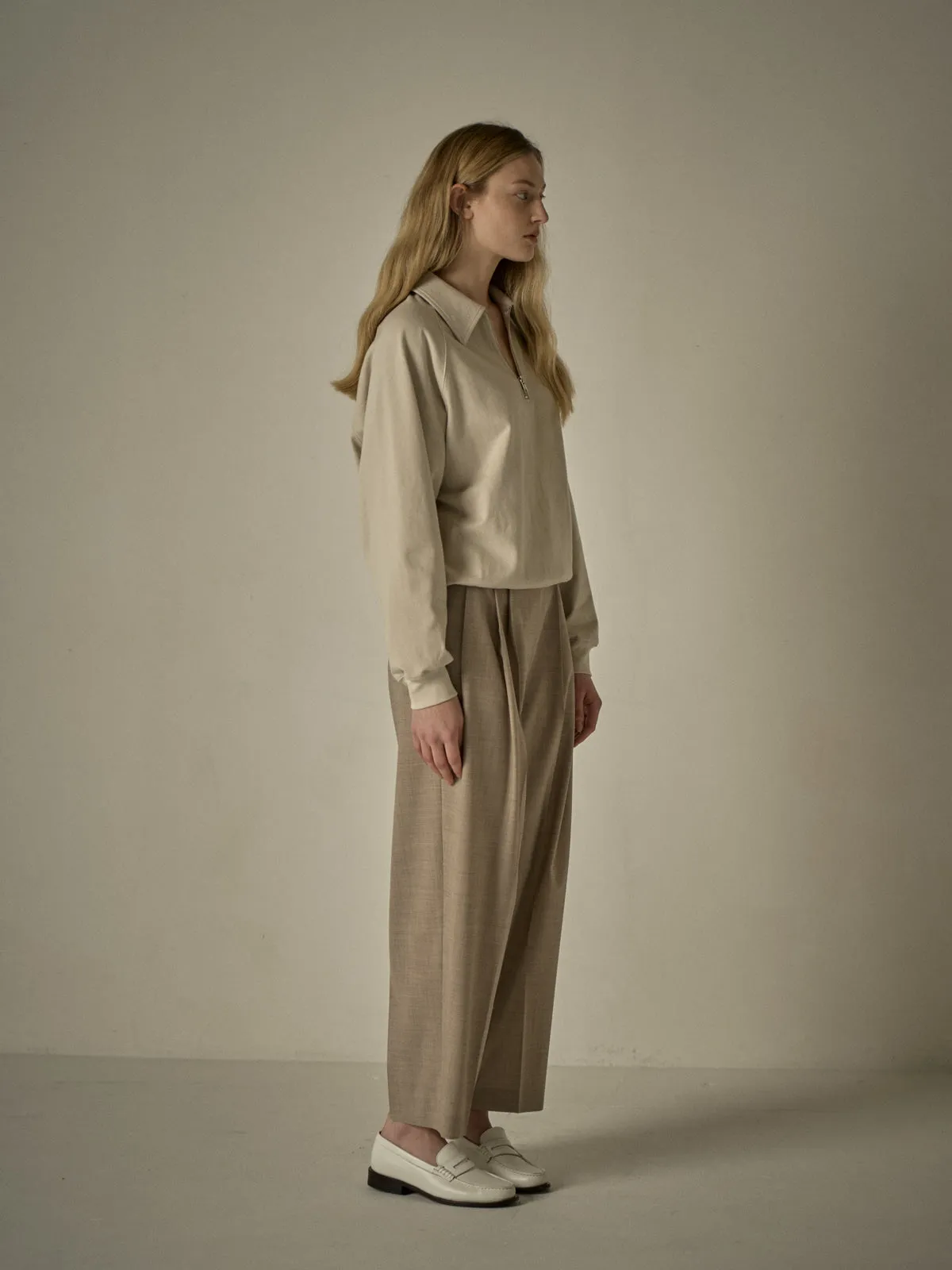 Three-Tuck Round Pants - Oatmeal