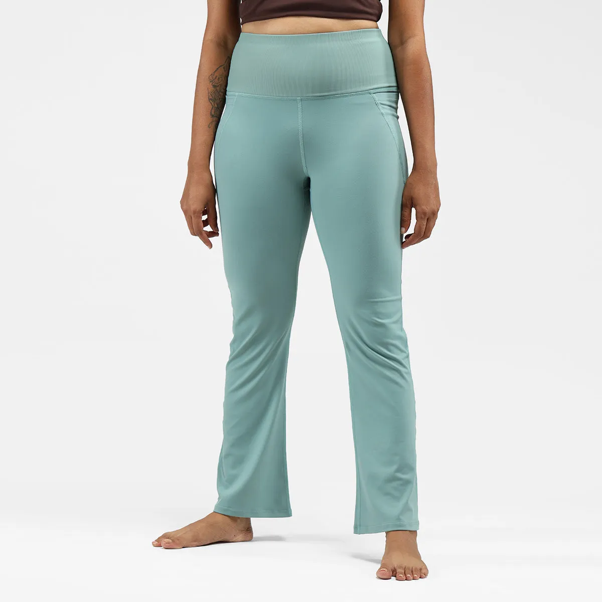 Ultimate Flare Pants Tall